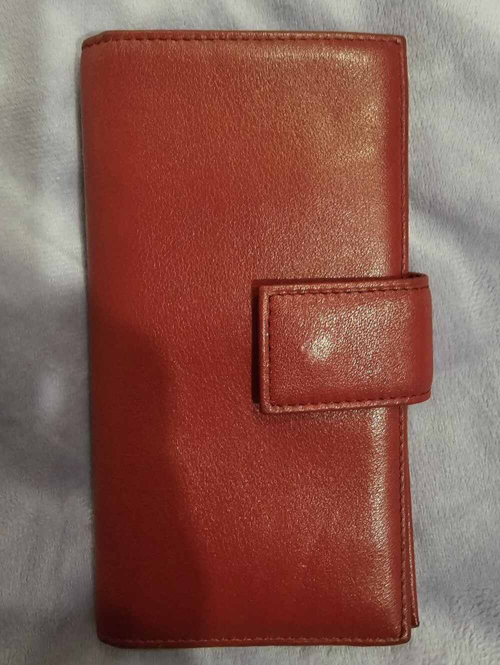 TUMI Red Leather Folding Multi Card Holder Wallet Bifold with Snap Closure